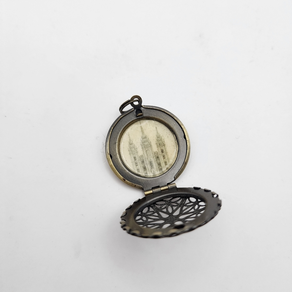 Gold-tone Salt Lake Temple Gothic Architecture Filagree Cutout Locket Pendant